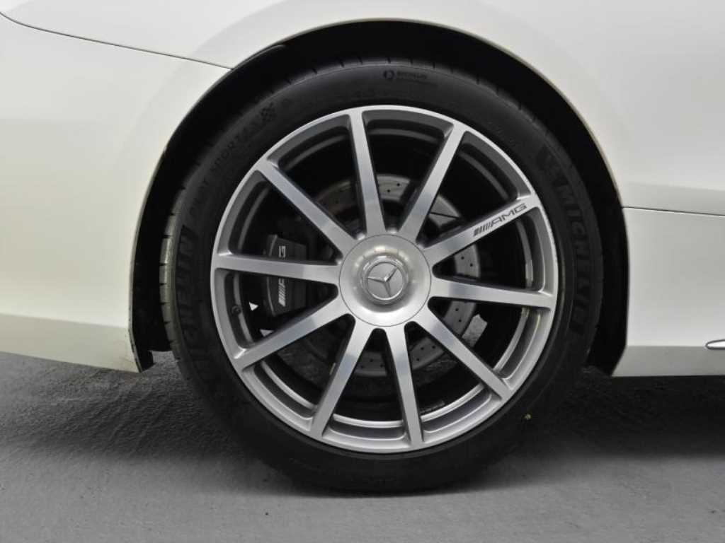 Mercedes Benz S Class - Vista 5