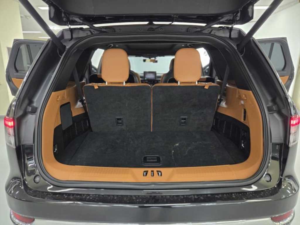 Lincoln Aviator - Vista 6