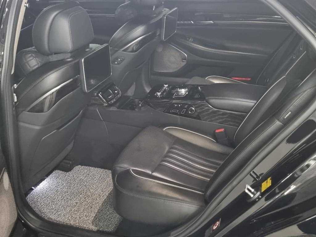 Genesis EQ900 - Vista 6