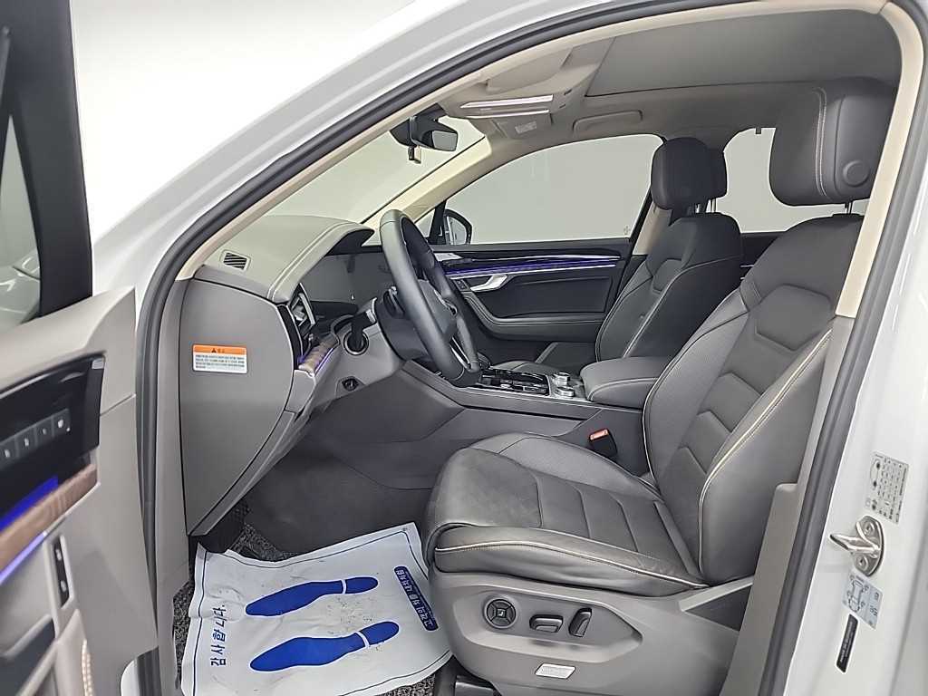 Volkswagen Touareg 2023 Blanco - Importación desde Corea - HF Imports Iquique - Foto 13