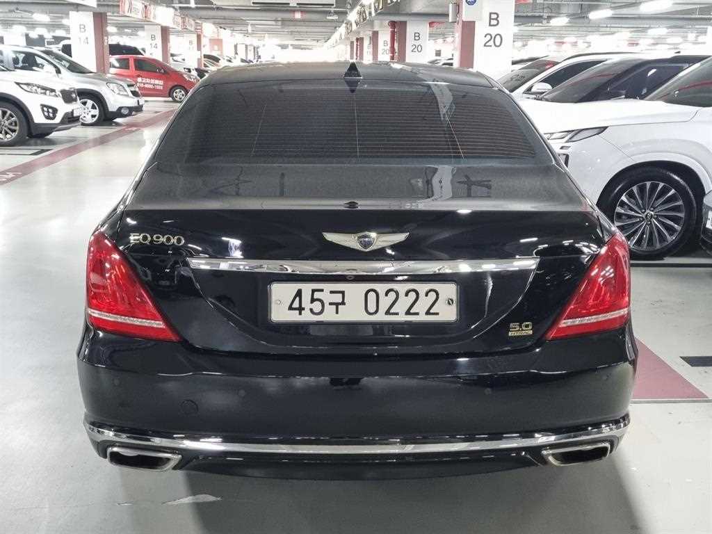 Genesis EQ900 - Vista 5