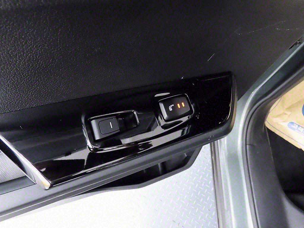 Ssangyong Torres - Vista 12