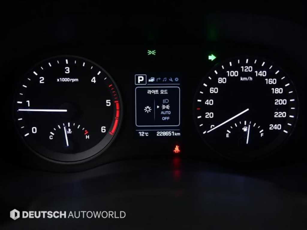 HYUNDAI Tucson - Vista 8