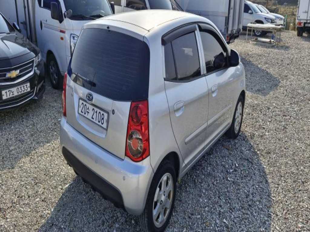 KIA Morning - Vista 5