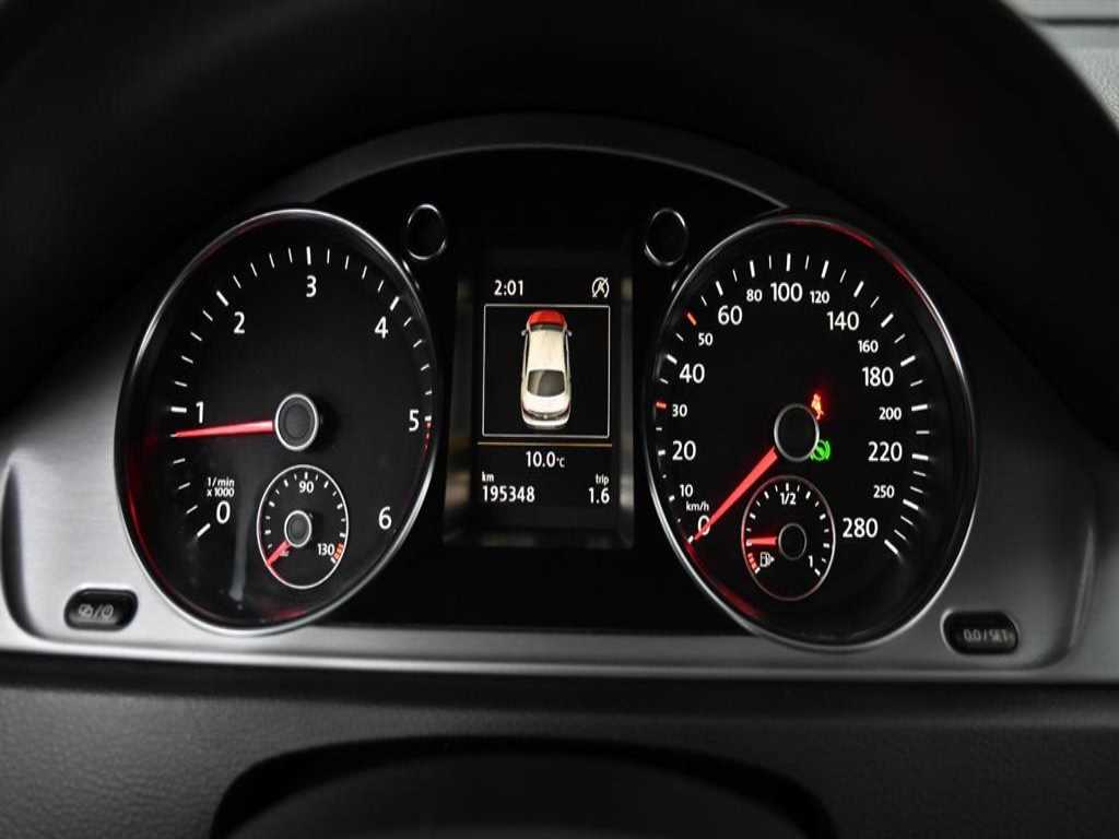 Volkswagen CC - Vista 8