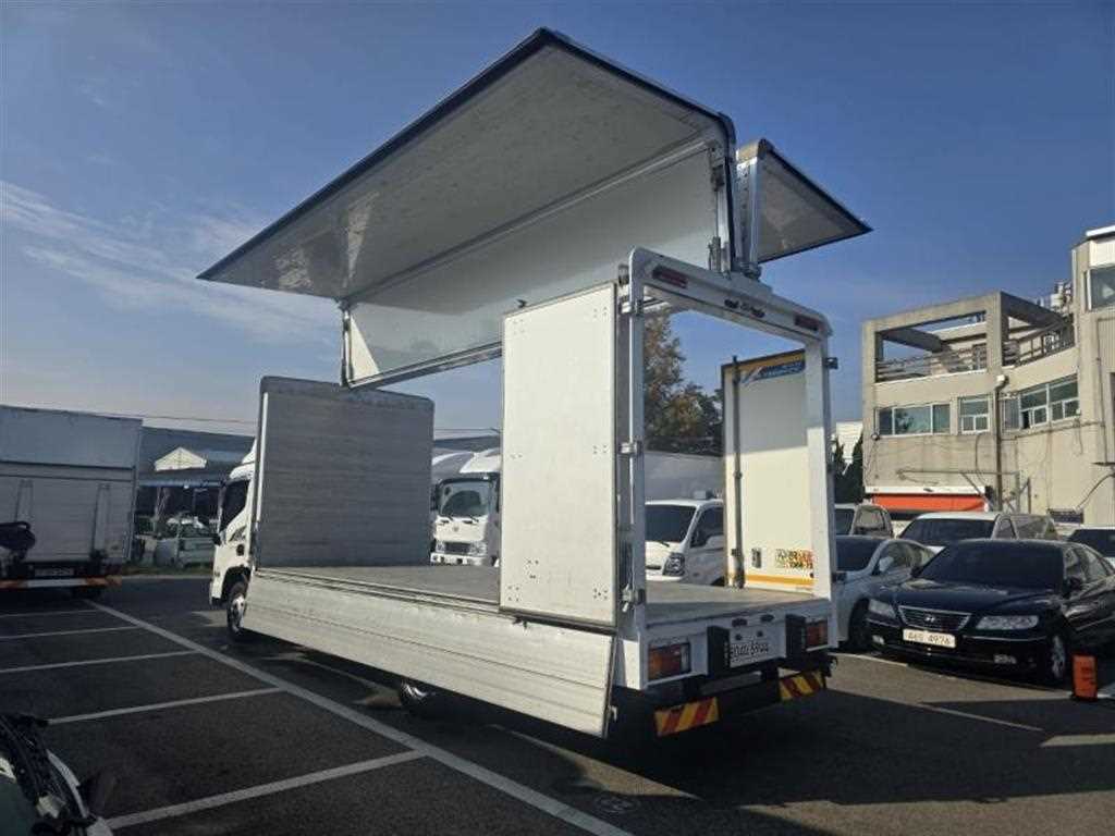 medium and large cargo truck - Vista 10