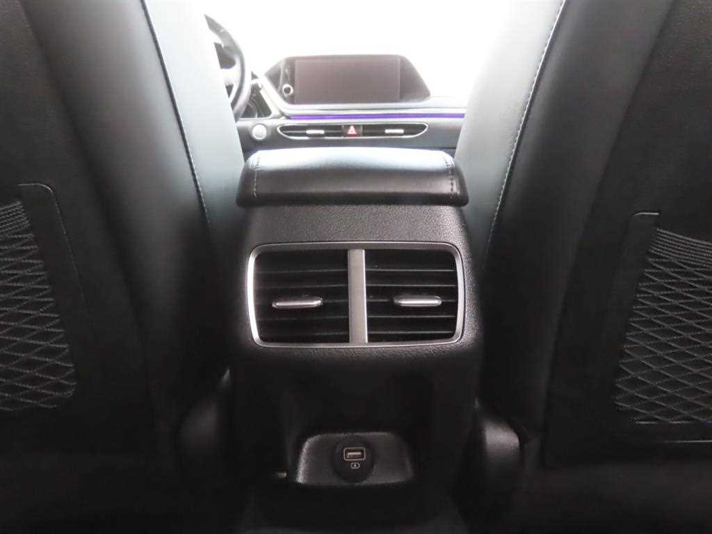 HYUNDAI Sonata - Vista 7