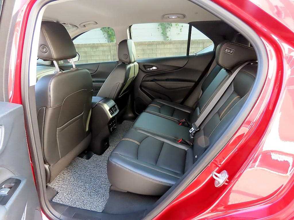 Chevrolet Equinox - Vista 6