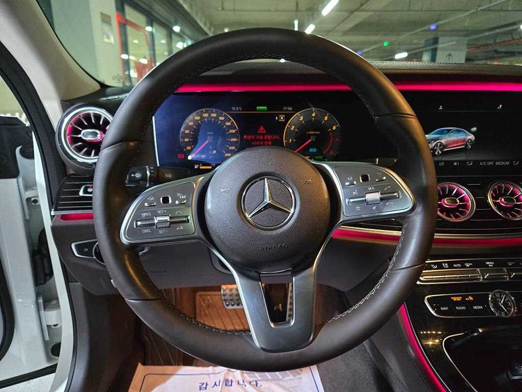 Mercedes Benz CLS Class - Vista 7