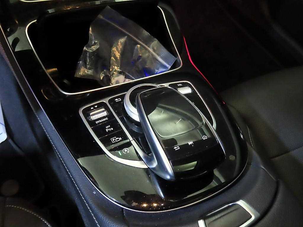 Mercedes Benz E class 2020 Negro - Importación desde Corea - HF Imports Iquique - Foto 14