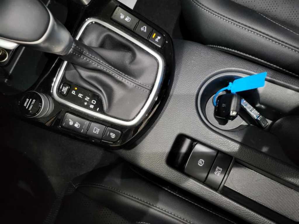 KIA Seltos - Vista 10