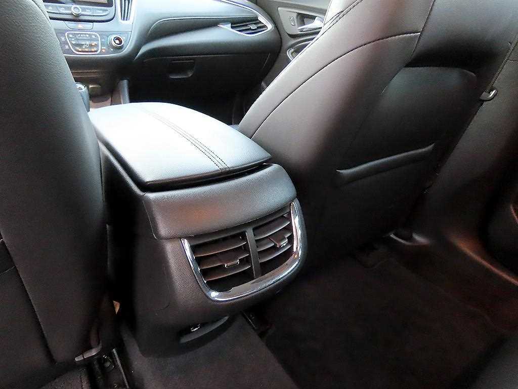 Chevrolet Malibu 2017 Negro - Importación desde Corea - HF Imports Iquique - Foto 16