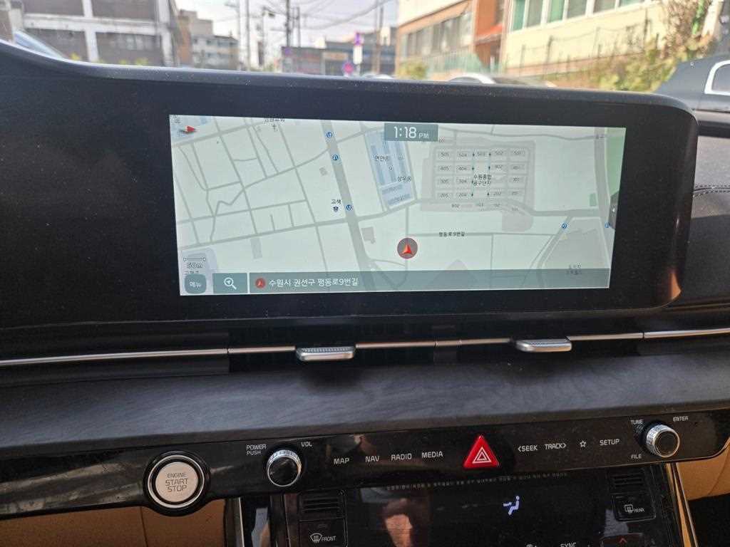 KIA Carnival - Vista 12