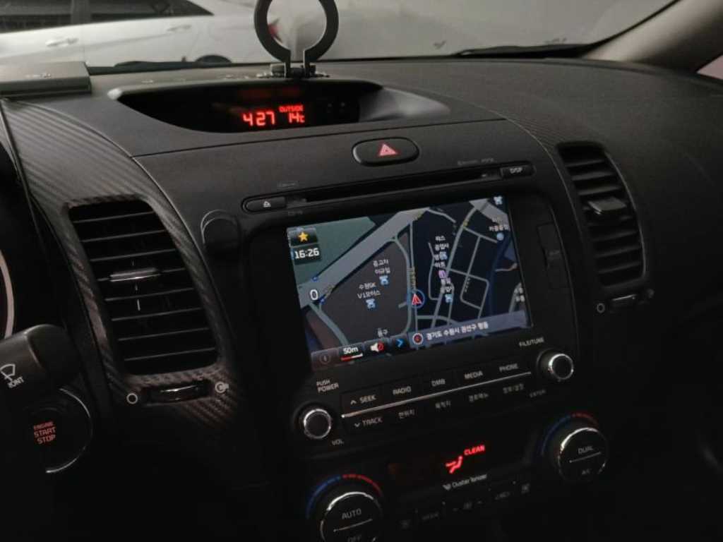 KIA K3 2013 Blanco - Importación desde Corea - HF Imports Iquique - Foto 14