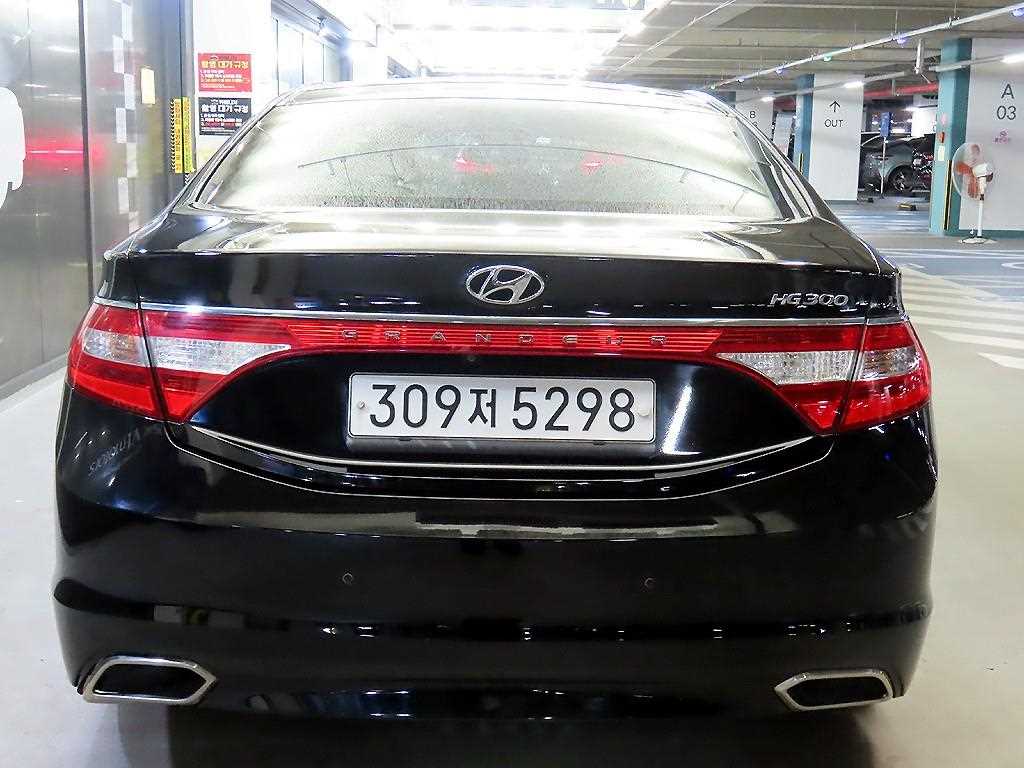 HYUNDAI Grandeur - Vista 5