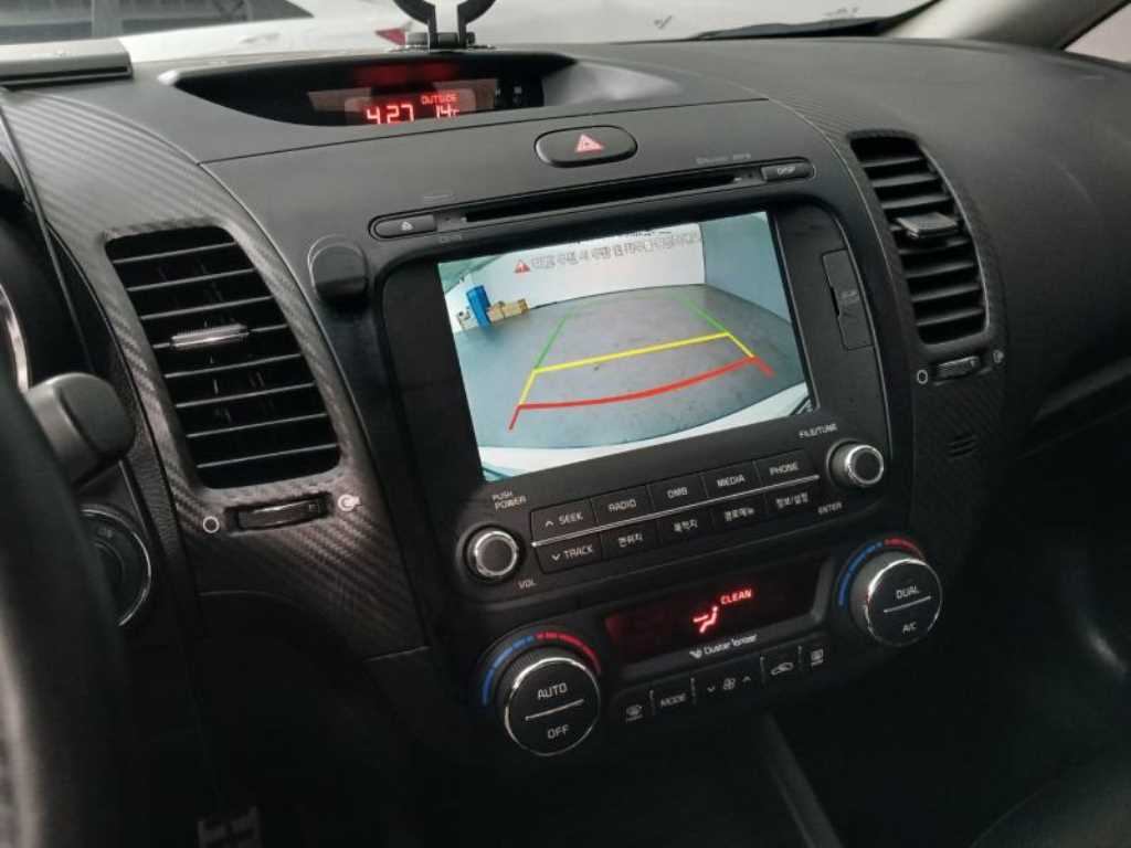 KIA K3 2013 Blanco - Importación desde Corea - HF Imports Iquique - Foto 15