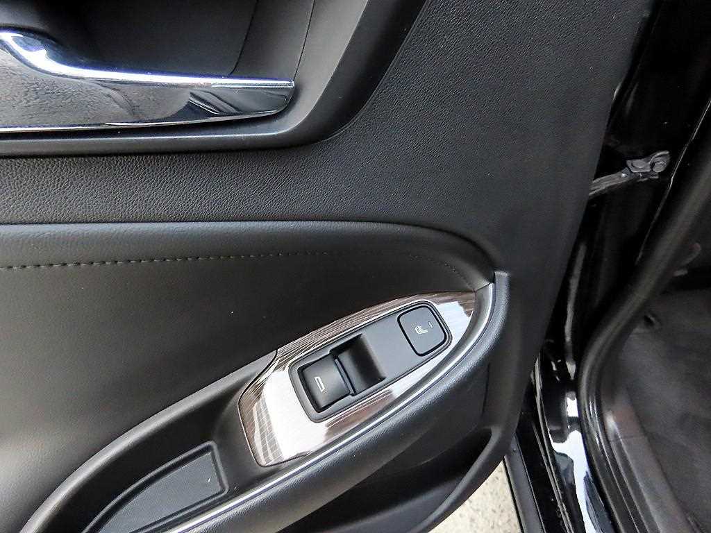 Chevrolet Malibu 2017 Negro - Importación desde Corea - HF Imports Iquique - Foto 15