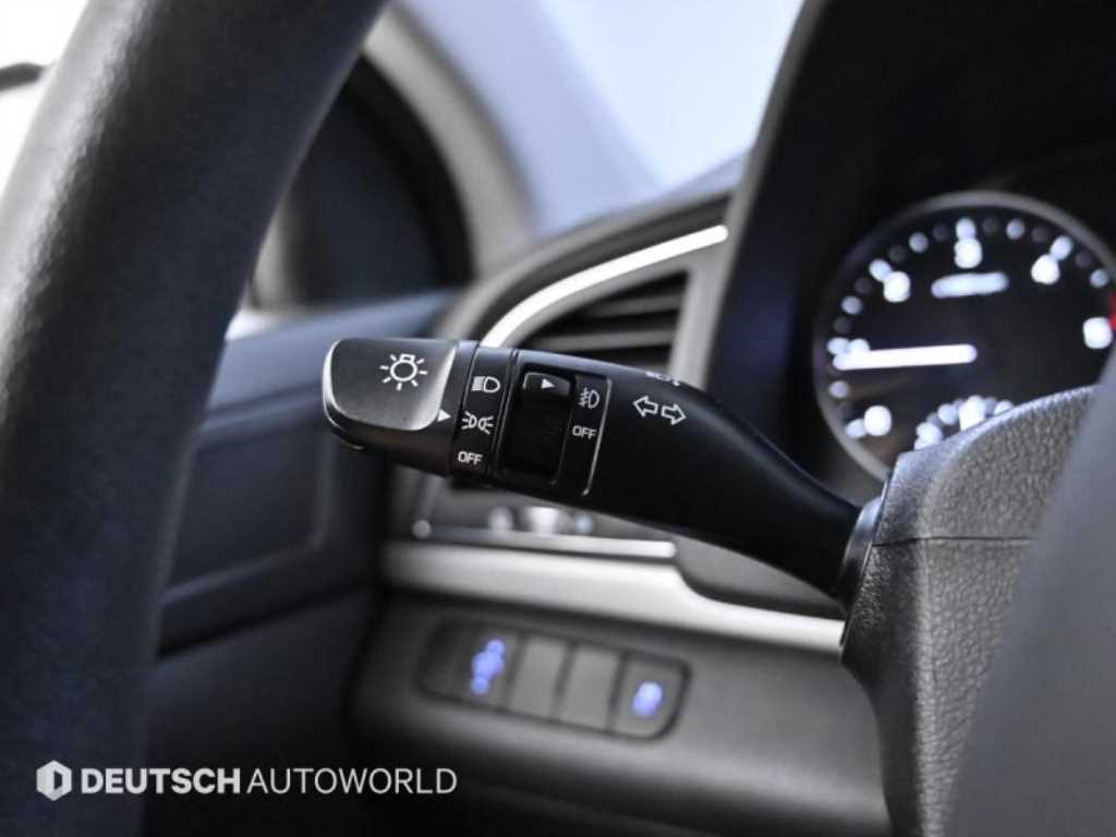 HYUNDAI Avante 2018 Blanco - Importación desde Corea - HF Imports Iquique - Foto 16