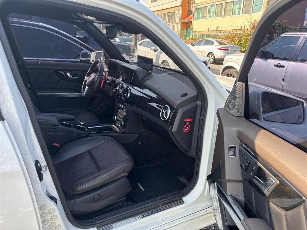 Mercedes Benz GLK Class - Vista 3