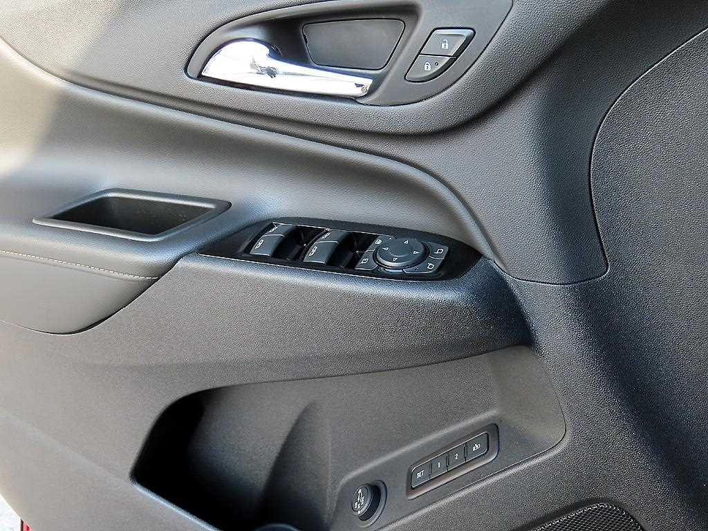 Chevrolet Equinox - Vista 11