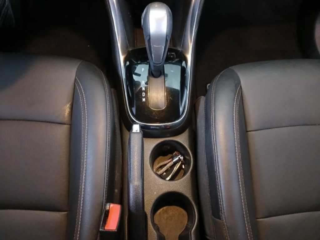 Chevrolet Trax 2019 Blanco - Importación desde Corea - HF Imports Iquique - Foto 16