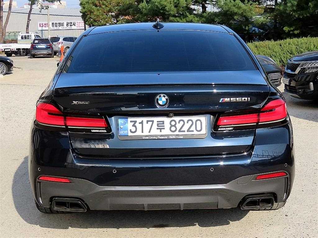 BMW 5 Series - Vista 4