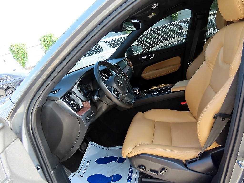 Volvo XC60 - Vista 5