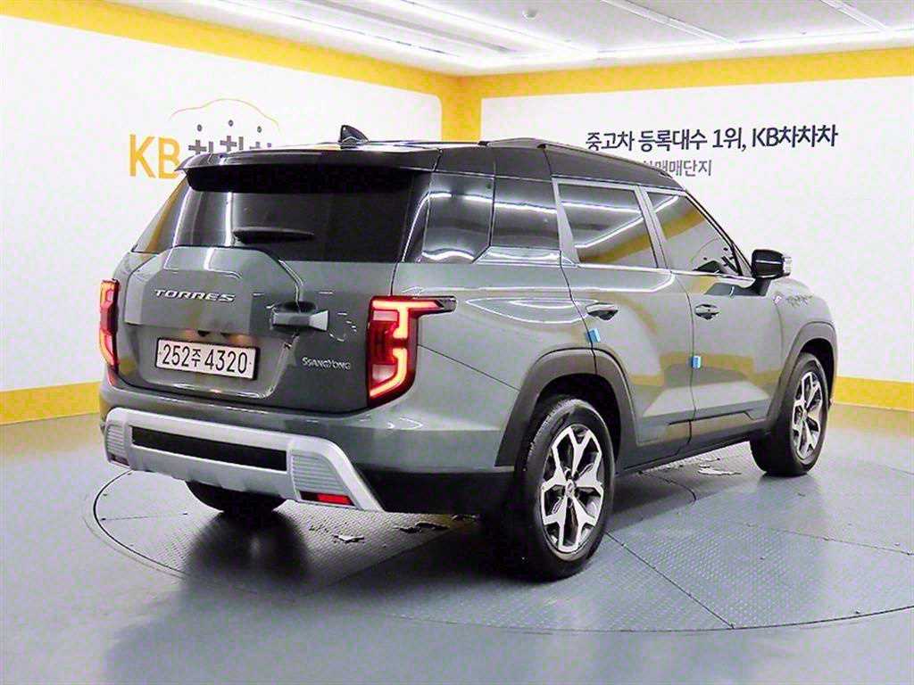 Ssangyong Torres - Vista 4