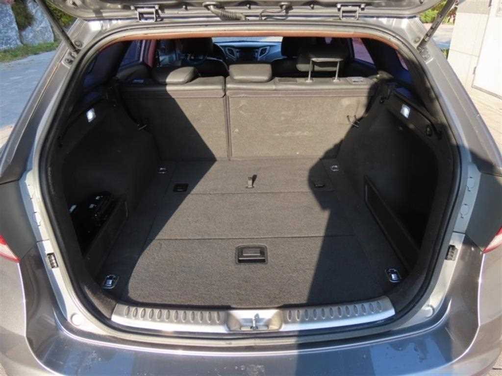 HYUNDAI i40 2014 Gris - Importación desde Corea - HF Imports Iquique - Foto 18