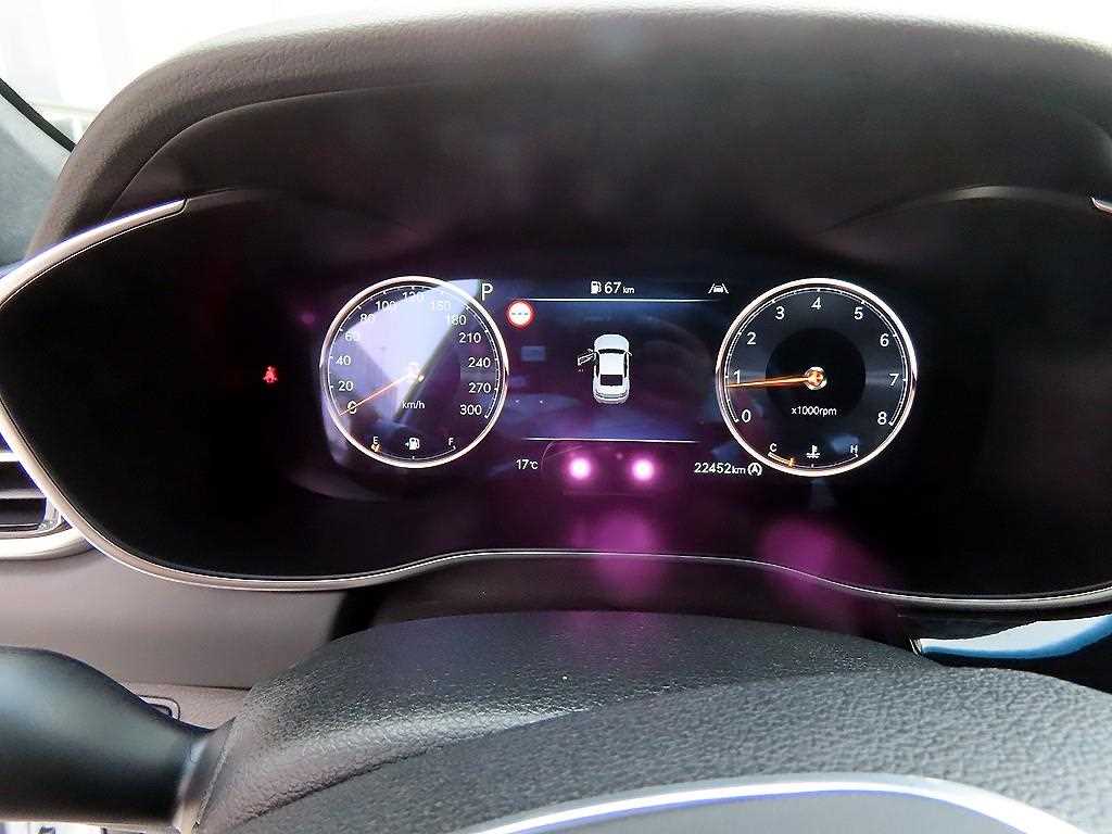 Genesis G70 - Vista 9