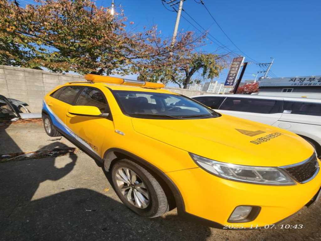 KIA Sorento - Vista 4