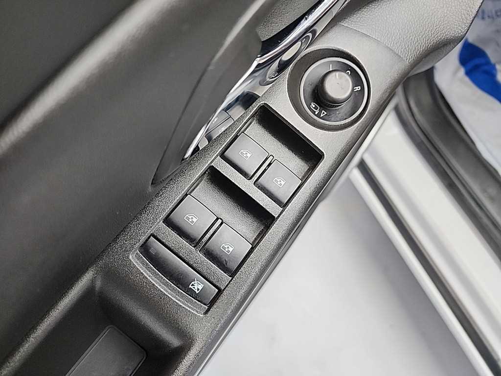 Chevrolet Cruise 2013 Blanco - Importación desde Corea - HF Imports Iquique - Foto 17