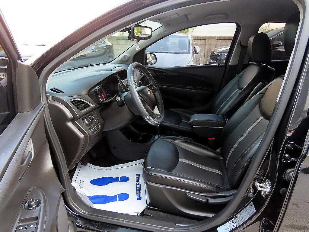 Chevrolet Spark - Vista 5