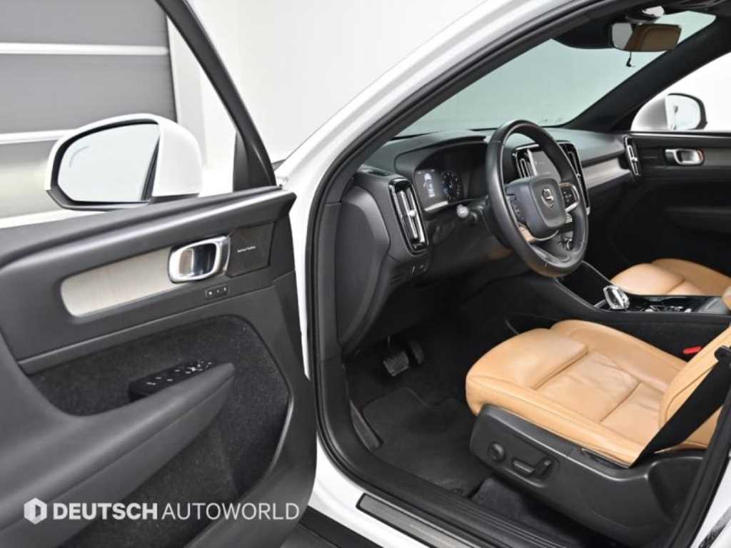 Volvo XC40 - Vista 11