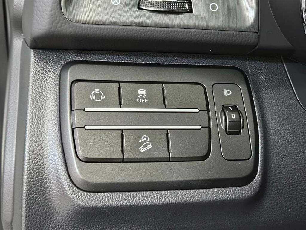 Ssangyong Tivoli - Vista 12