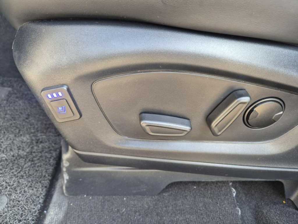 Ford Explorer - Vista 11