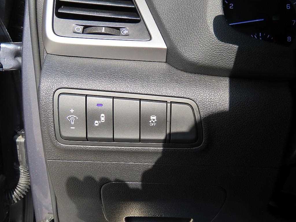 HYUNDAI Tucson 2018 Gris - Importación desde Corea - HF Imports Iquique - Foto 13