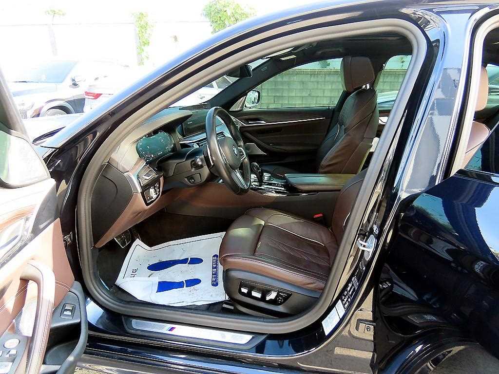 BMW 5 Series - Vista 5