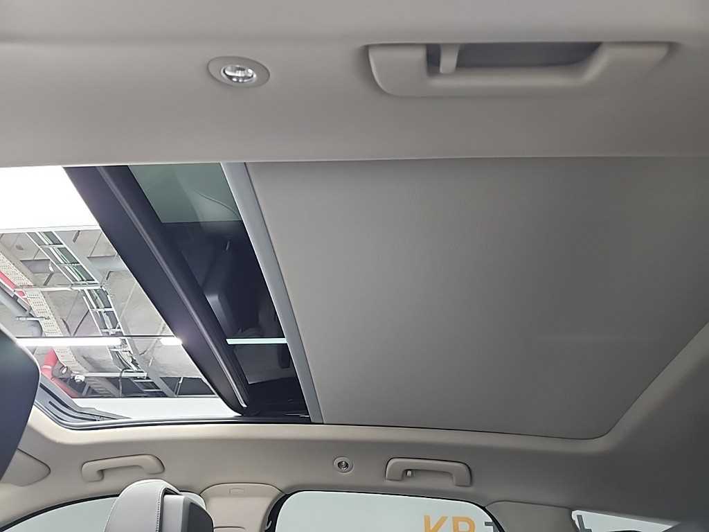 Volkswagen Touareg 2023 Blanco - Importación desde Corea - HF Imports Iquique - Foto 16