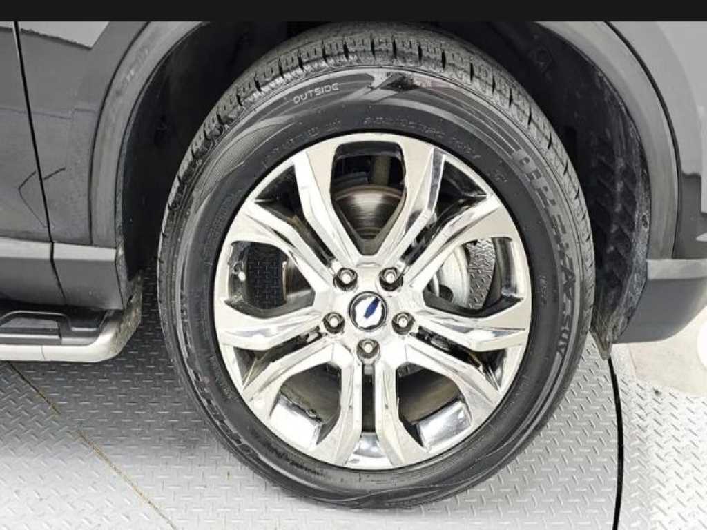 Ssangyong Rexton - Vista 5