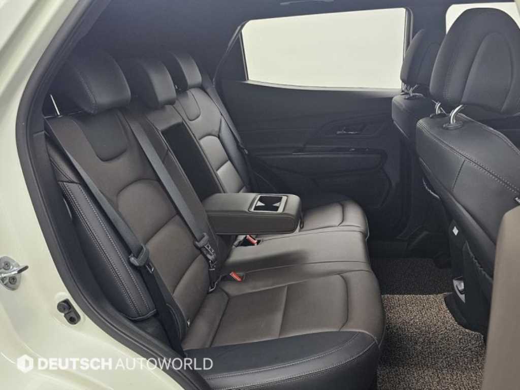 Ssangyong Korando - Vista 12