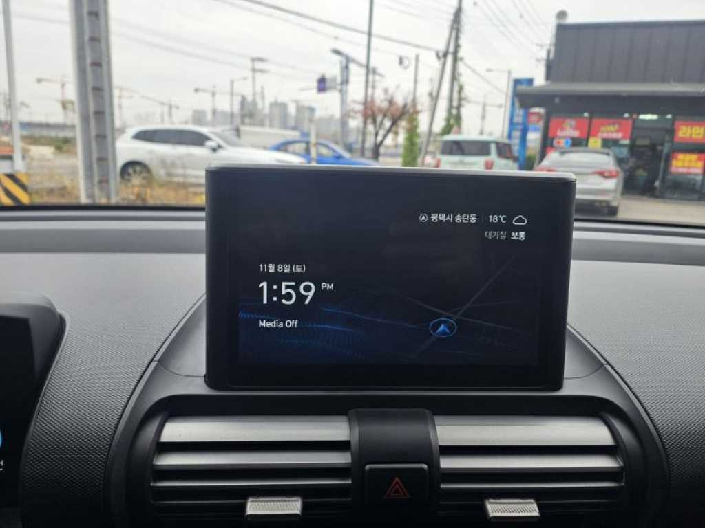 HYUNDAI Casper - Vista 12