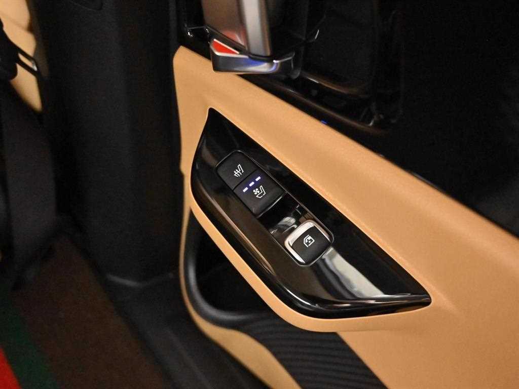 KIA Carnival 2021 Blanco - Importación desde Corea - HF Imports Iquique - Foto 16