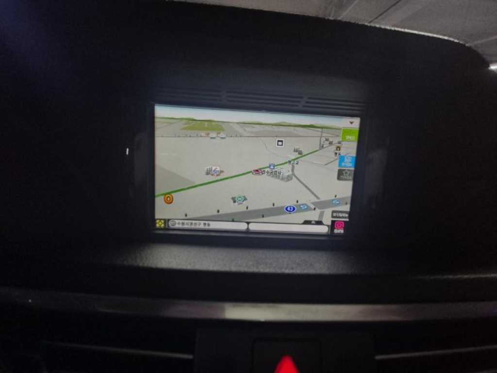 Mercedes Benz E class - Vista 9