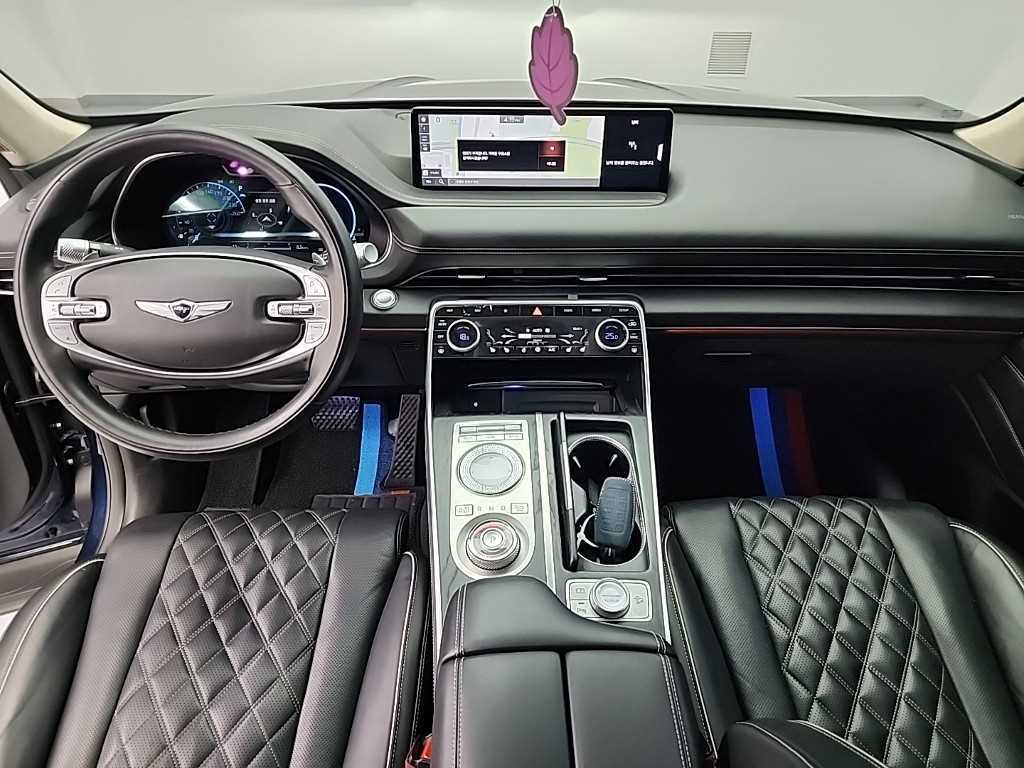 Genesis GV80 - Vista 7