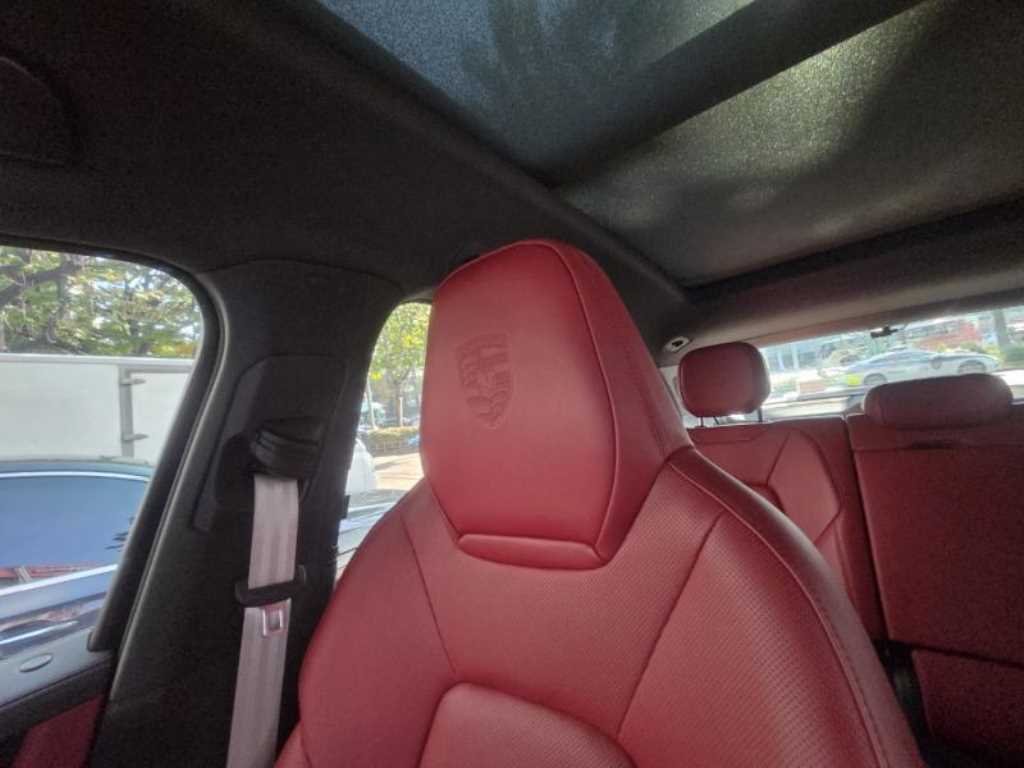 Porsche Cayenne 2023 Negro - Importación desde Corea - HF Imports Iquique - Foto 15