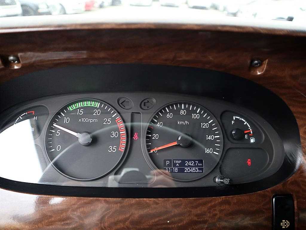 medium and large bus Hyundai bus - Vista 9