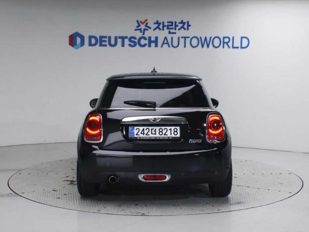 Mini Cooper - Vista 4