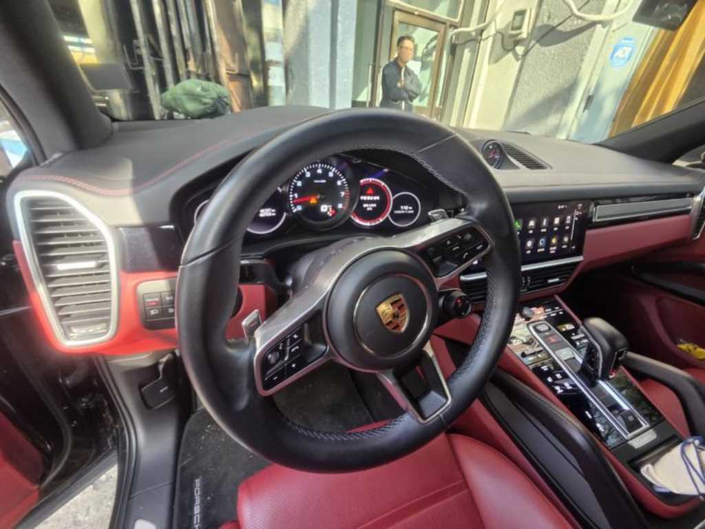 Porsche Cayenne - Vista 7