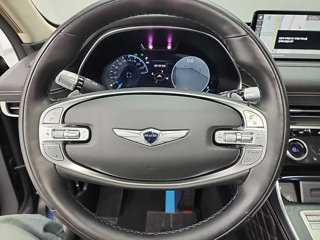 Genesis GV80 - Vista 9